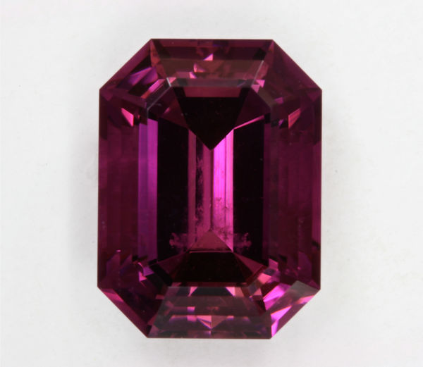 Pink Emerald Cut 4.88 ct