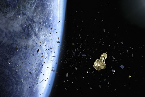 Wafaa Bilal, Space Junk, 2015