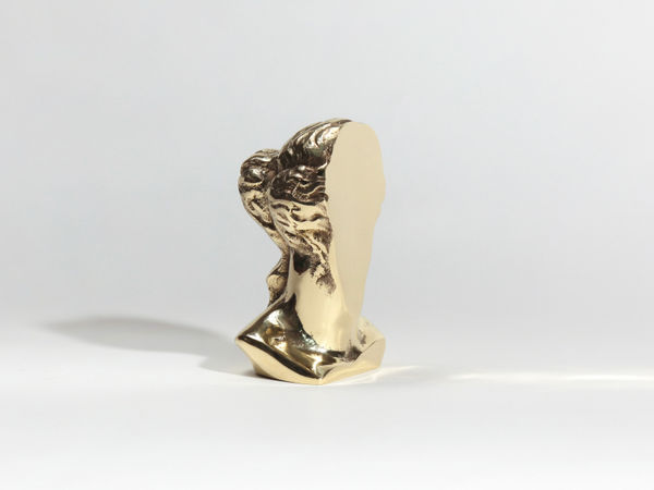 Byoungho Kim 金炳昊, Venus with Her Face Buried in the Wall, 2022