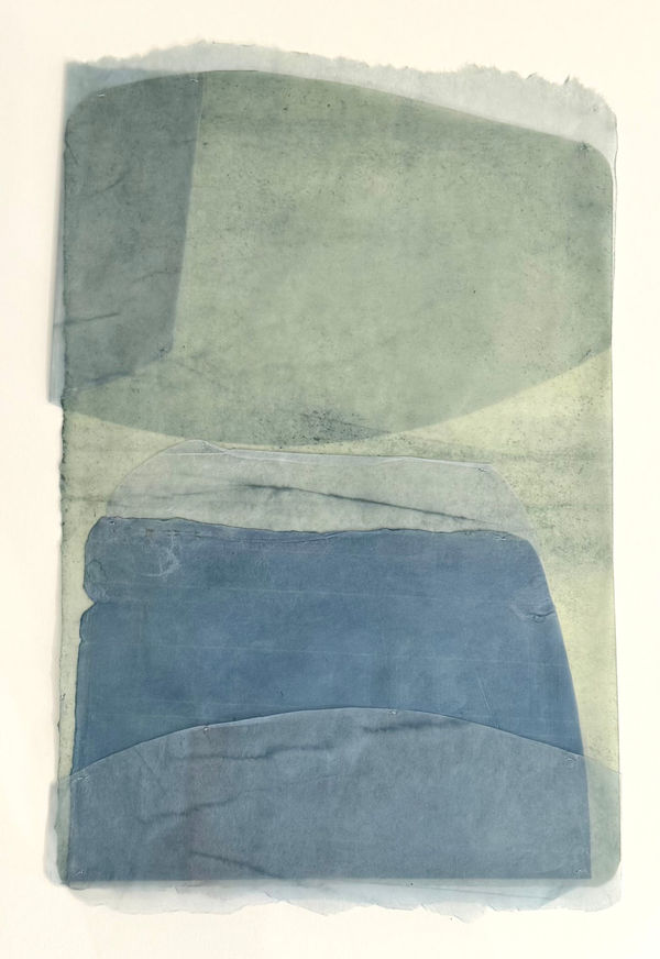 The Light that Shines Between the Seasons