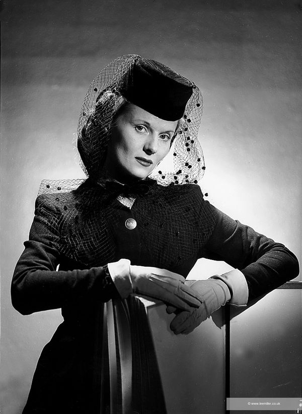 Lee Miller Ann Todd, actress, London, 1943 Fine Archival Gelatin Silver print. Non-Editioned (small). Image size: 16.2 x 11.8 cm (6 3/8 x 4 5/8 in) Paper size: 29.5 x 23.3 cm (11 5/8 x 9 1/8 in)