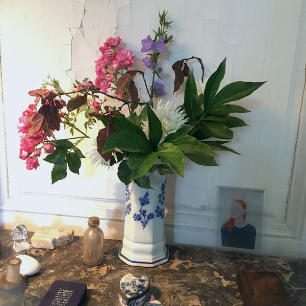 Agnès Troublé Dite Agnès B. 95. Sans titre Tirage jet d'encre contrecollé sur aluminium 21 x 21 cm 8,26 x 8,26 in.