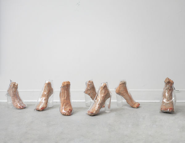Becky Kolsrud, Untitled (feet scupture), 2020