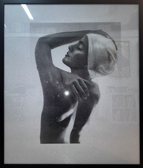 Carole A. Feuerman, Shower Portrait - Grey