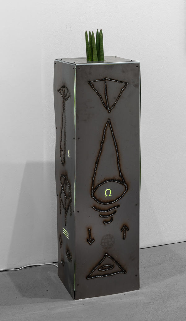 Niko Abramidis &NE, Plinth DYOR U, 2023