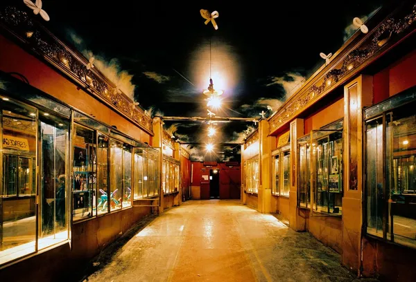 Patrick Tourneboeuf, Palace No. 1, 2009