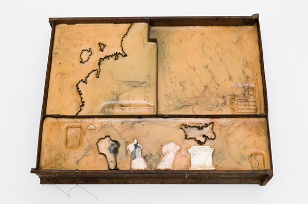 Orbis Descriptio com Venus - A História da escultura ocidental, da série Fronteiriços