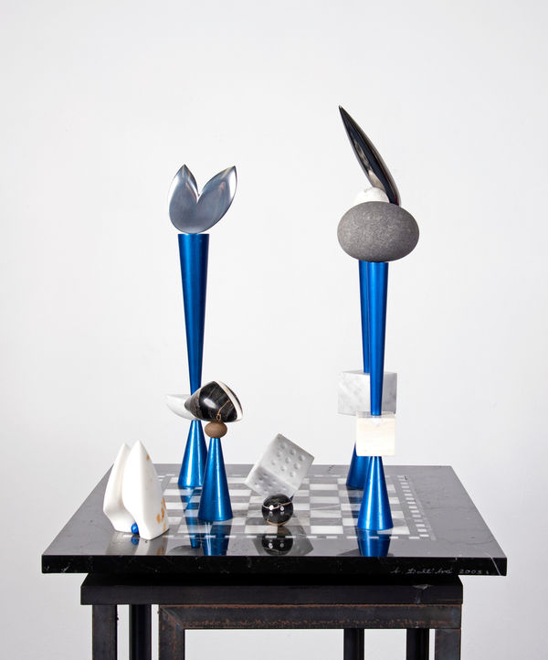 Dialogues, Paradoxes and Self-Portraits