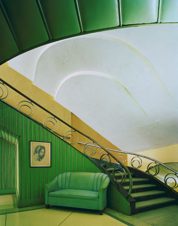 Michael Eastman, Hollywood Theatre, Havana, 2010