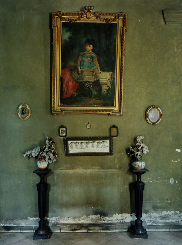 Michael Eastman, Mercedes Table #2, 2002