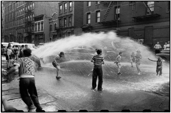 Elliott Erwitt, New York City, USA, 1953
