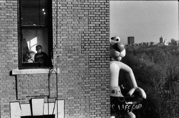 Elliott Erwitt, Macy's Thanksgiving Day Parade balloon, New York City, 1988