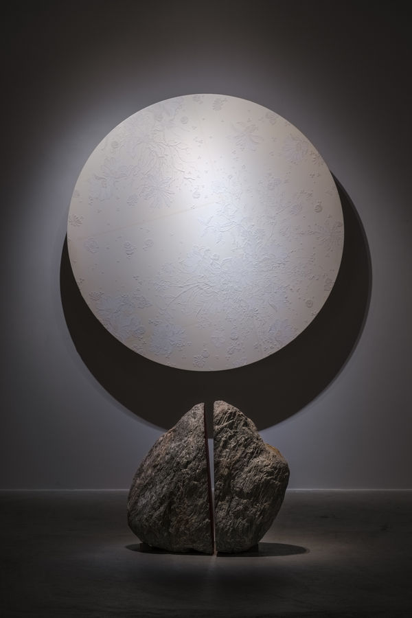 大卷伸嗣, 《山．月》 Mountain．Moon, 2013