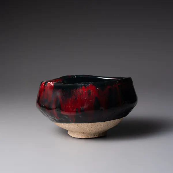 TANAKA SAJIRŌ, Low-sided slightly faceted teabowl, titled, Crimson Sunset (Akane iriai), 2025