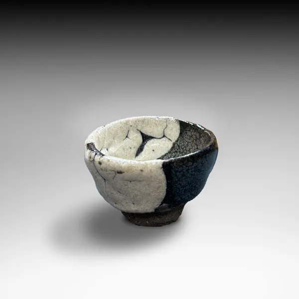 Sake cup with crawling white glaze and tenmoku glazes