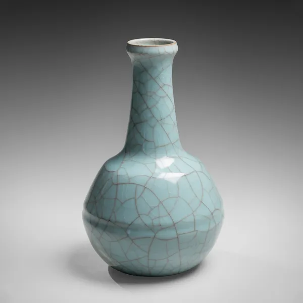Funseiji fulling block (kinuta)-shaped vessel with pale blue craquelure celadon glaze