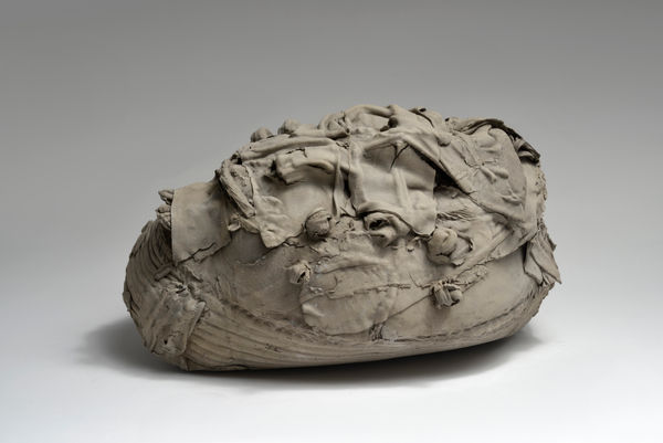 Georges Jeanclos Urne #9, 1978 terre cuite 21,5 x 31 x 40,5 cm