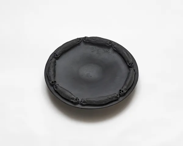 Michael Kvium Den cirkulær forbindelse, 2022 Ceramic