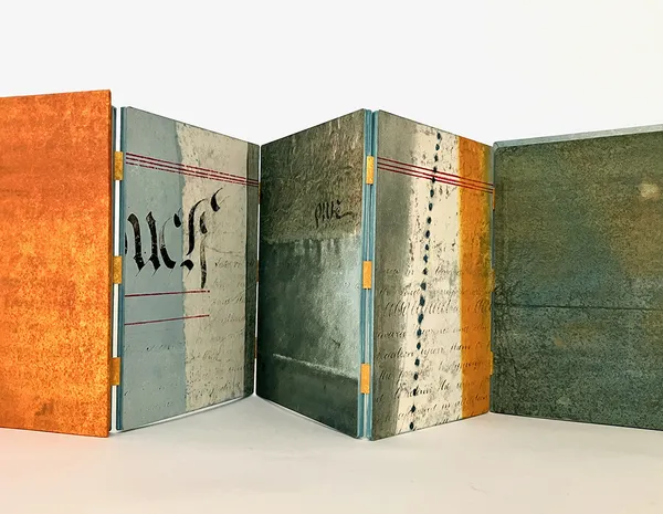 Susie Leiper, Traces