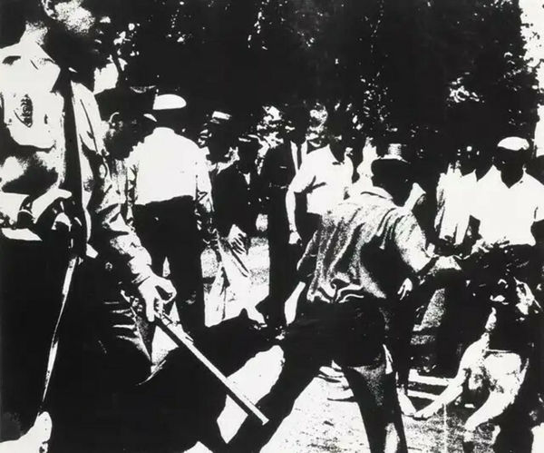 Andy Warhol, Birmingham Race Riot (FS II.3), 1964