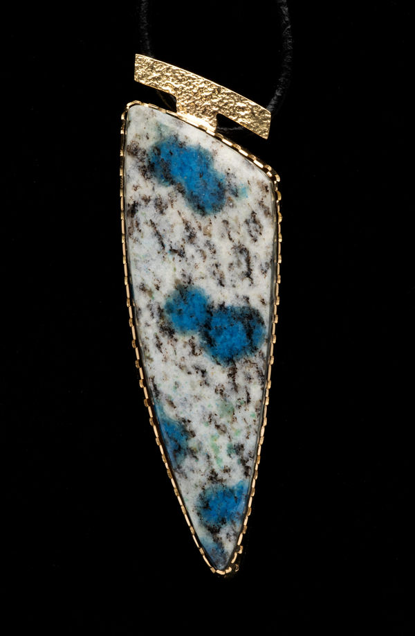 Yazzie Johnson and Gail Bird, Pendant, d. 2024
