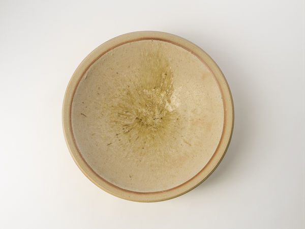 Lily Pearmain Ash Serving Bowl, 2020 Stoneware with willow and nettle ash glaze 34 x 9 cm 13 3/8 x 3 1/2 in Unique