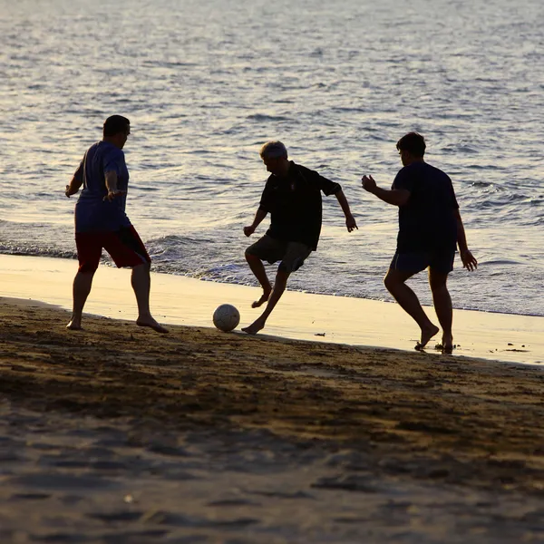 Kevin Cummins, 100 For 100, Oman , 2015