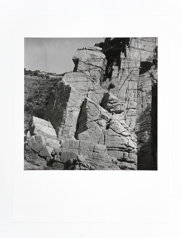 Dora Maar, Cliffs (Falaises) 1935, 2022