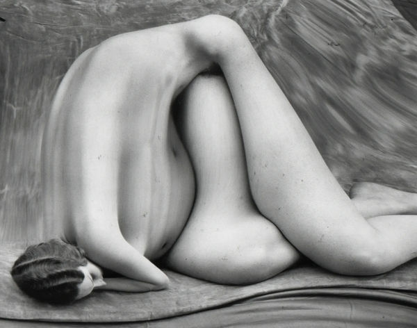 Andre Kertész, Distortion #147, 1933