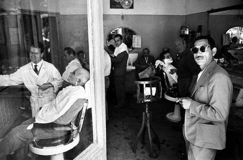 William Klein, Barber Shop, Rome, 1956
