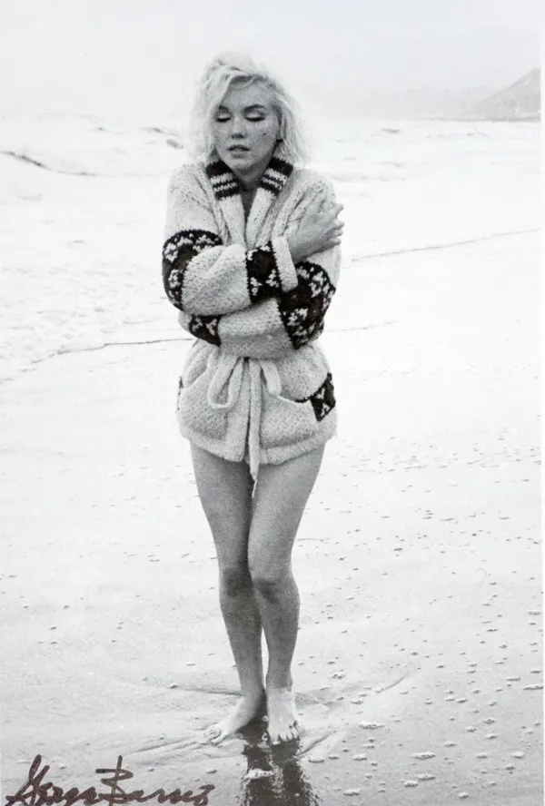 George Barris, Marylin at Beach