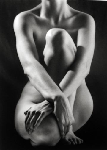 Ruth Bernhard, Classic Torso with Hands, 1952 / Printed Later