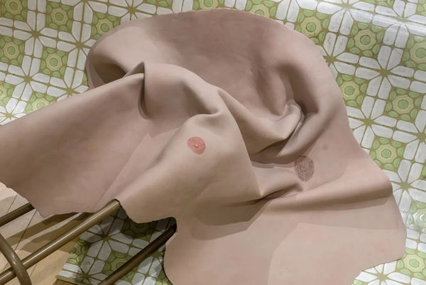 Peau Silicone, banc / Silicone, stool Geneviève et Matthieu Variable Variation 1 à 4