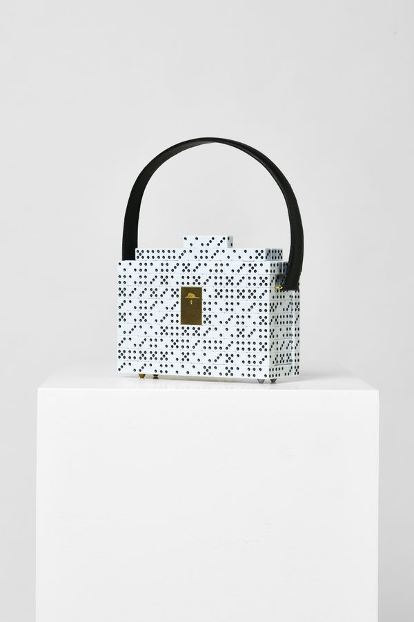 Diederik Schneemann, Lucky Dice - Bag white with black dots