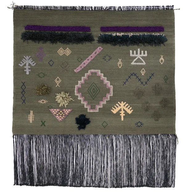 Mina Abouzahra, Green Wall tapestry (One and a half Women)