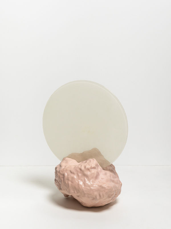 Marie Herwald Hermann, oscillating between parallels, 2025