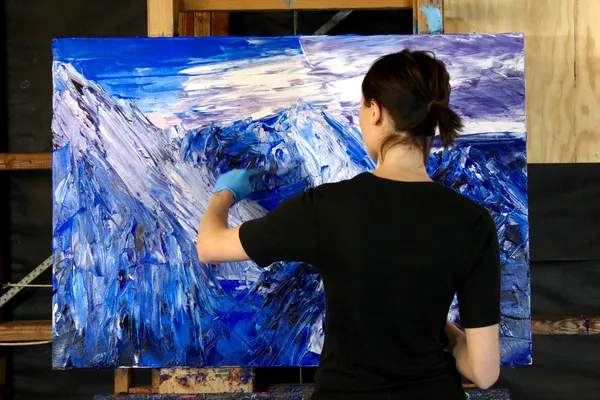 Holly Zandbergen, Holly in her studio