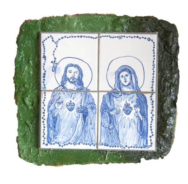 Four porcelain tiles with an image of Jesus and Mary with a rosary as a border across all four segments. The four tiles are sat in a green plate. By artist Reniel Del Rosario.
