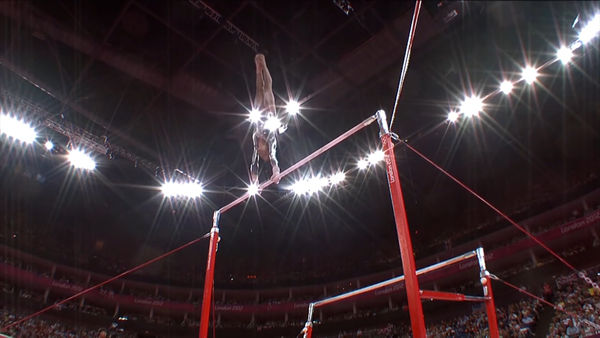 Mona Ayyash, Hold - From the series One, Two, Three, Four, 2017