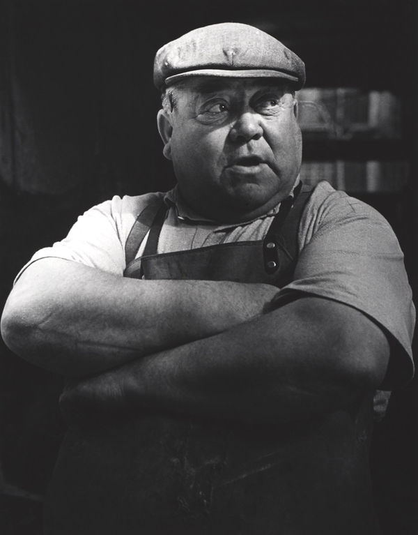 Brassaï, Le Fort des Halles, Paris, Market Porter, 1939/1973