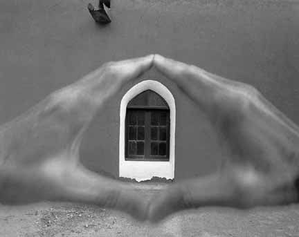 Arno Rafael Minkkinen, Taos Pueblo, 2002