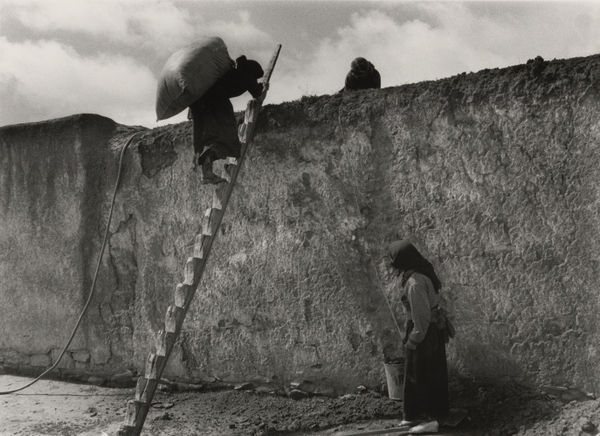 Richard Yee, Workers #2, Sichuan, China, 1998