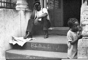 Helen Levitt, Man with Binoculars, 1938