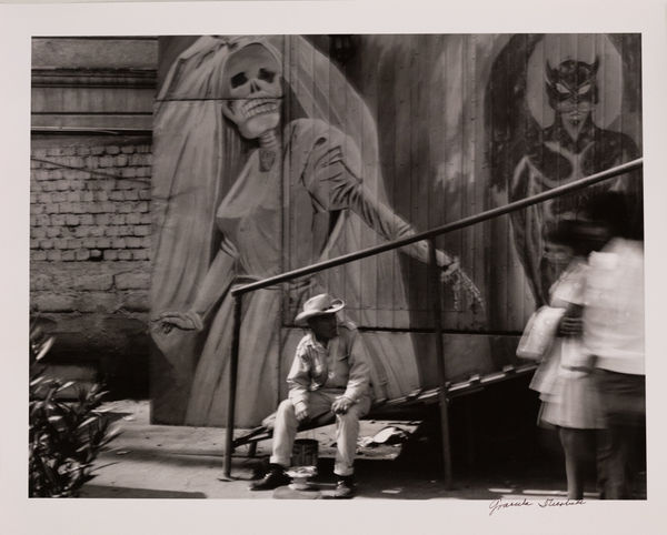Graciela Iturbide, Casa de la muerte, Ciudad de México, 1974