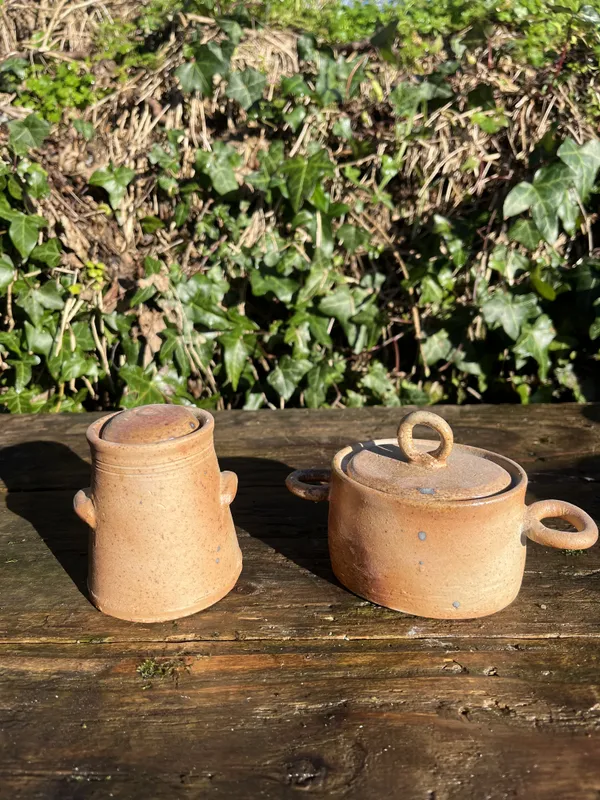 Millie Stewart, Small jars, 2025