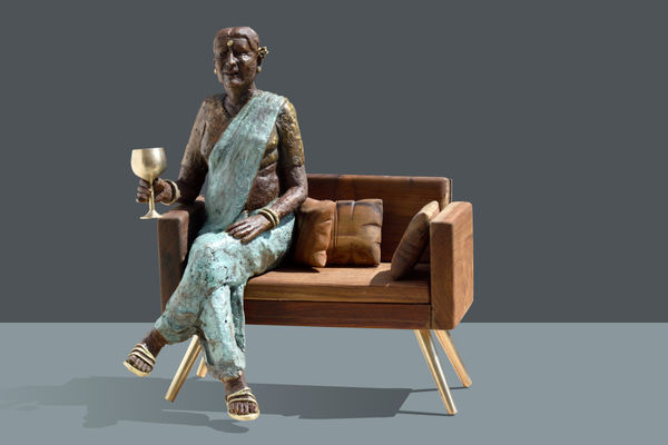 Avinash Bhishnurkar Untitled Brass and wood 18.5 x 15.5 x 12 inches (47 x 30 x 30 cms)