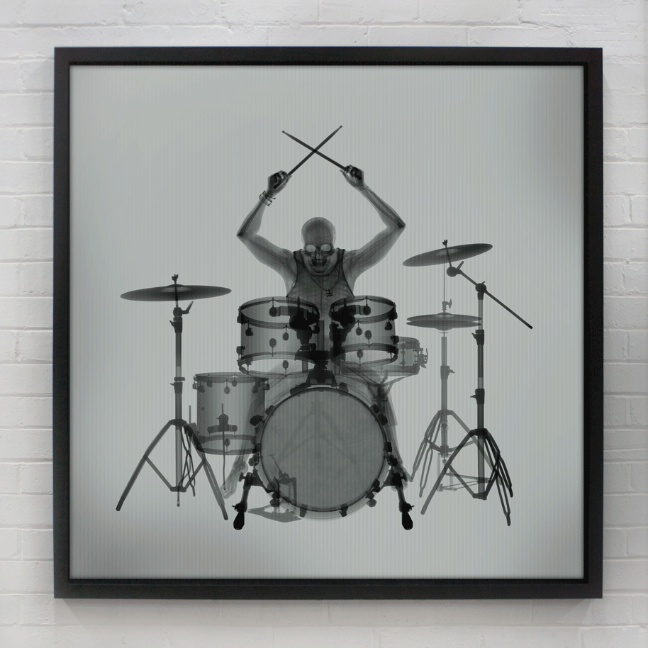 Nick Veasey, Drummin' - Black and White (Lenticular), 2022