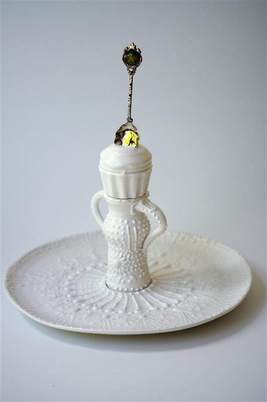 Joanne Raill Home and Country, 2012 Handmade ceramics 26.0 x 26.0 x 26.0 cm