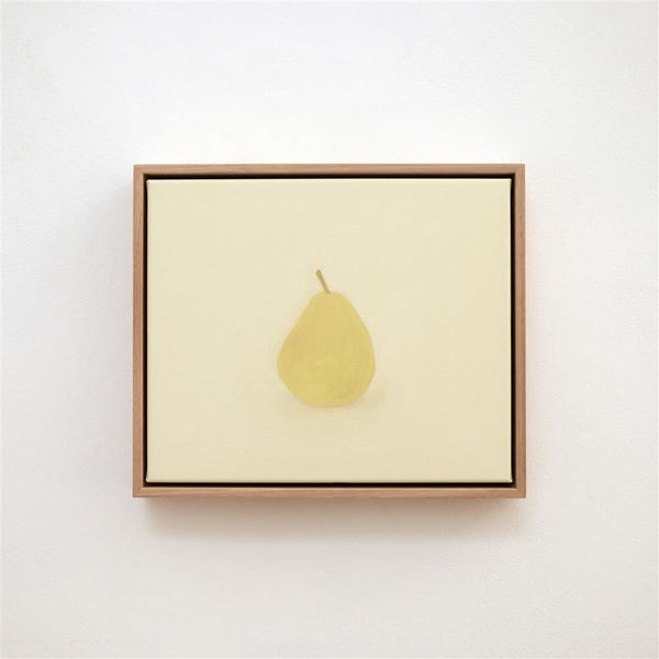 Briana Jamieson Pear I, 2024 Oil on canvas 275 x 325 mm