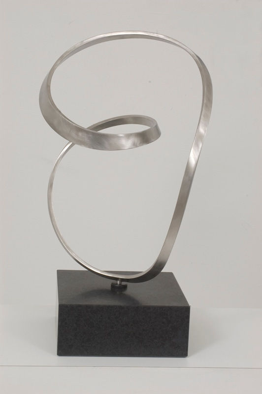 Ray Haydon Fluid 1.65, 2008 Stainless steel with basalt base 410 x 310 x 190 mm